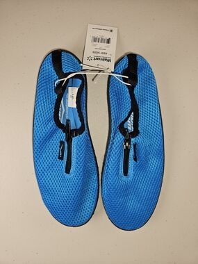 Wave Runner Walmart Kids Blue Water Shoes Lightweight Slip-On Swim Shoes Size 3